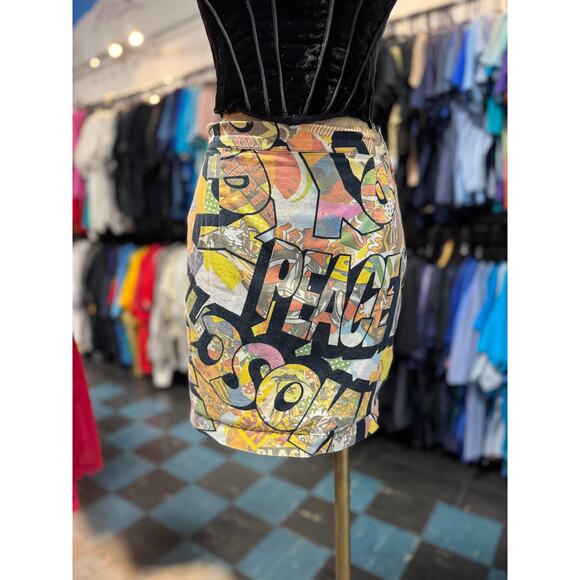Vintage 90s Moschino Collage Peace Print Mini Pencil Skirt Size 4 - Picture 1 of 10